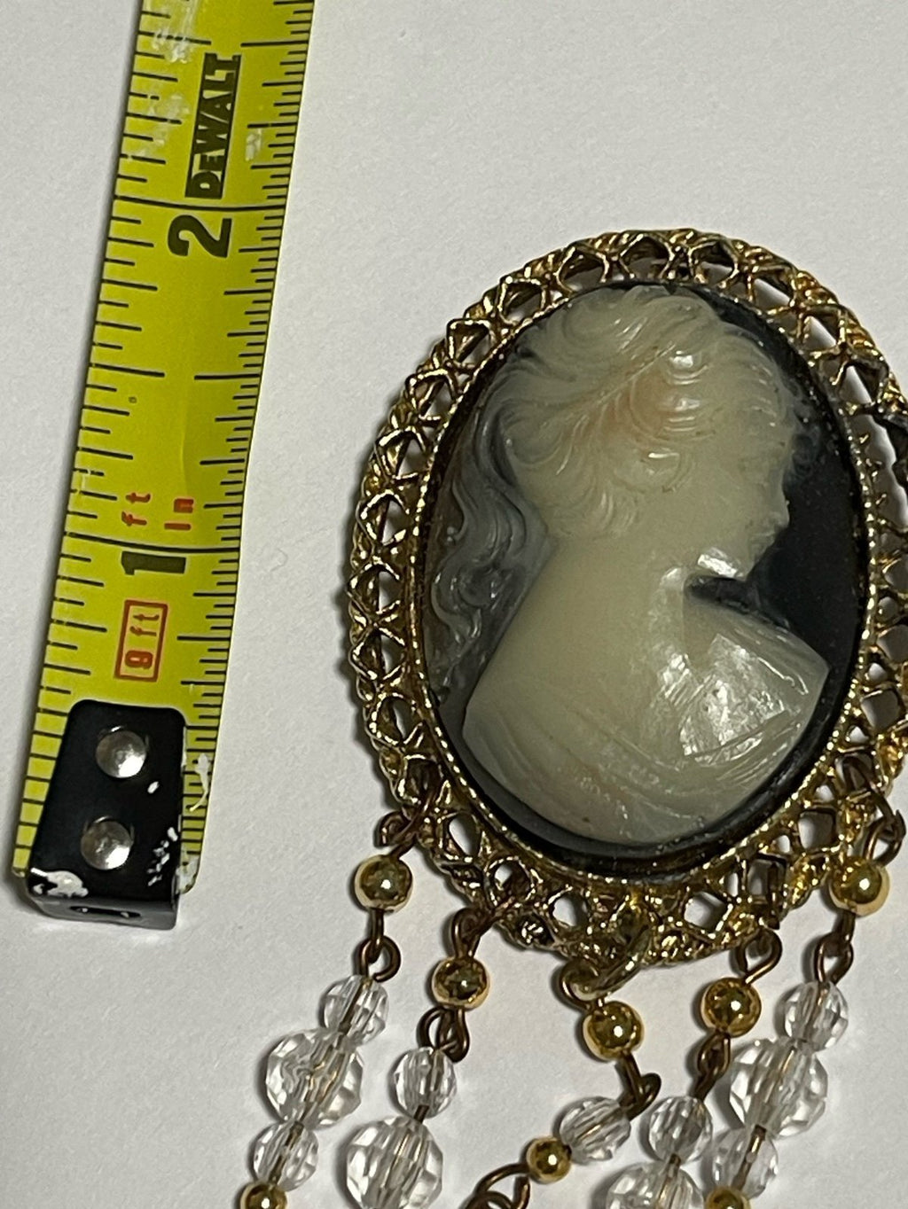 Lovely Vintage Cameo Reproduction Brooch