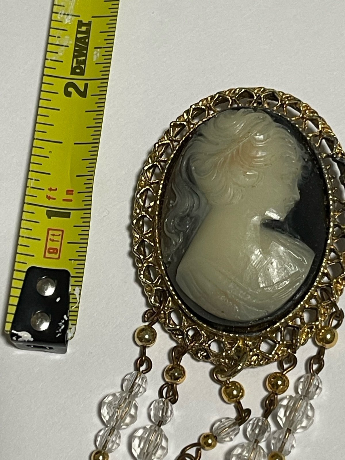 Lovely Vintage Cameo Reproduction Brooch