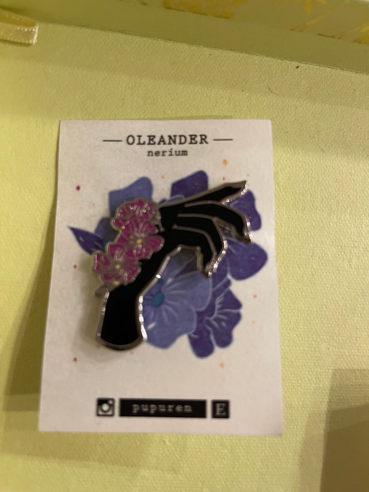 Pupuren Botanical Hand Enamel Pin 6pc Set