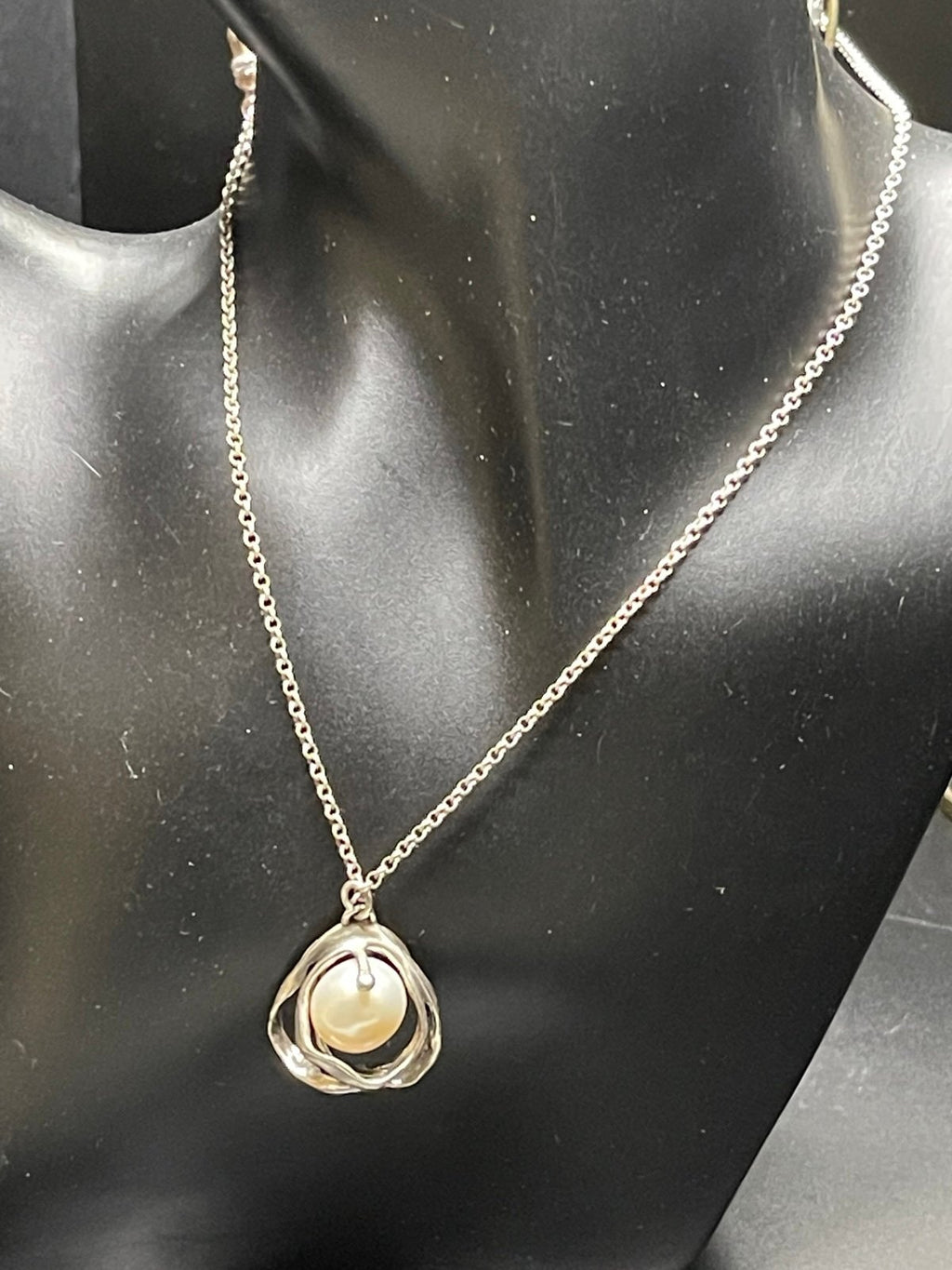 Vintage Israeli Sterling Silver Pearl Pendant Necklace – 925 Israel – Modernist