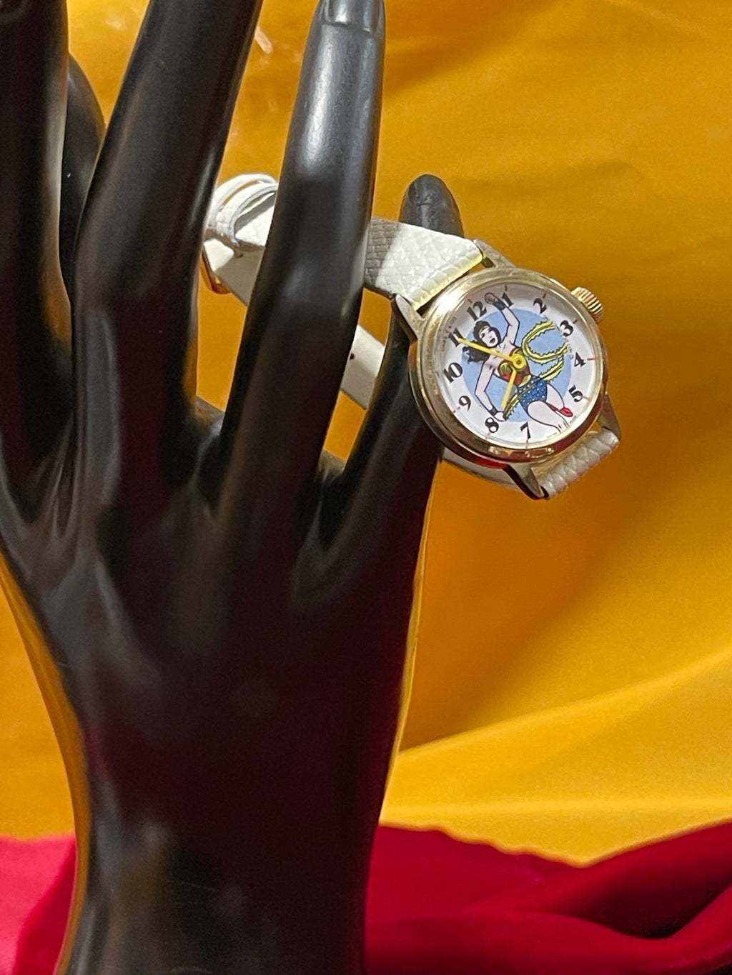 Dabs & Co 1977 SC Comics Inc Wonder Woman Watch
