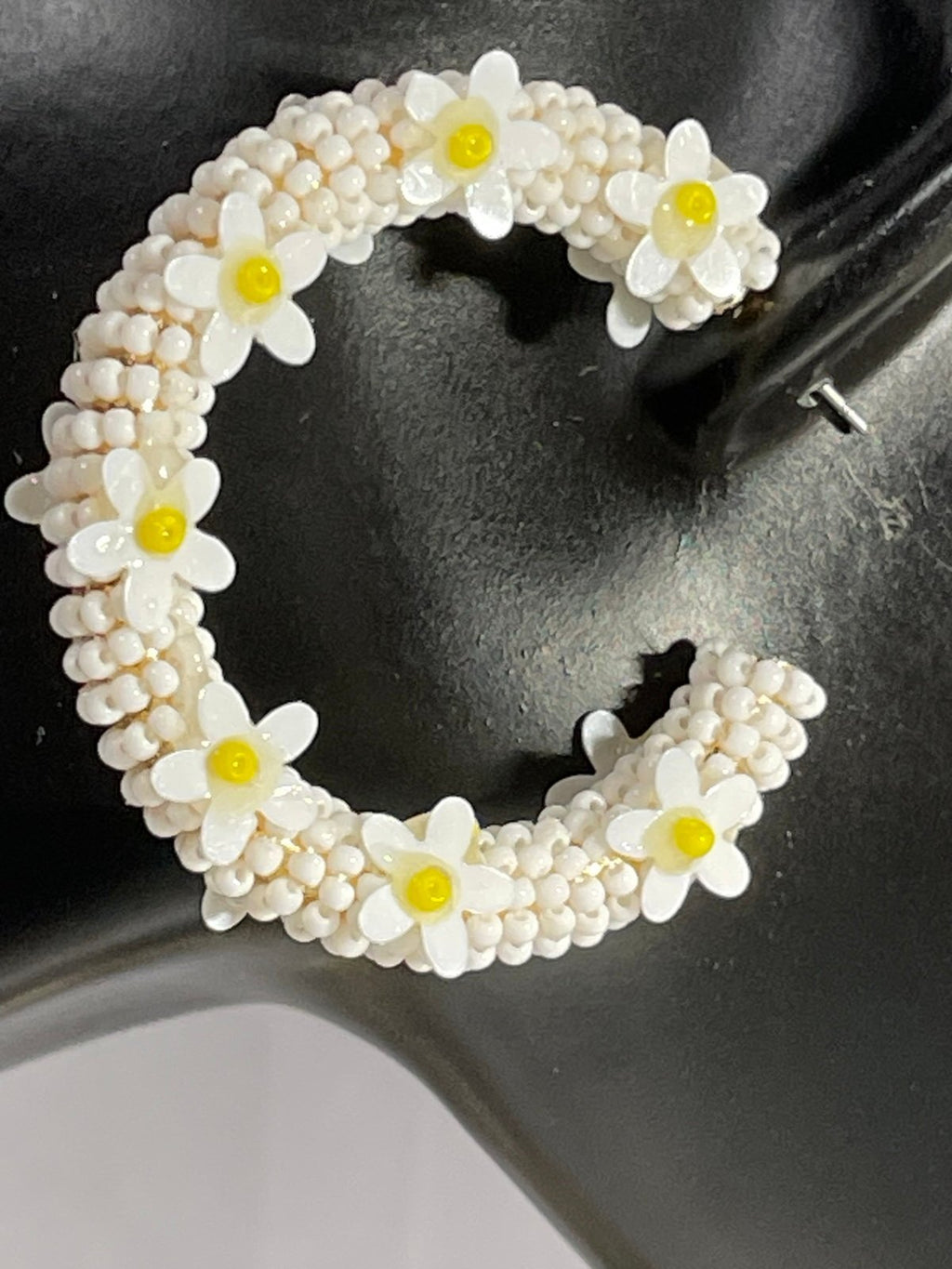 C&C California White Seed Bead & Resin Daisy Earrings
