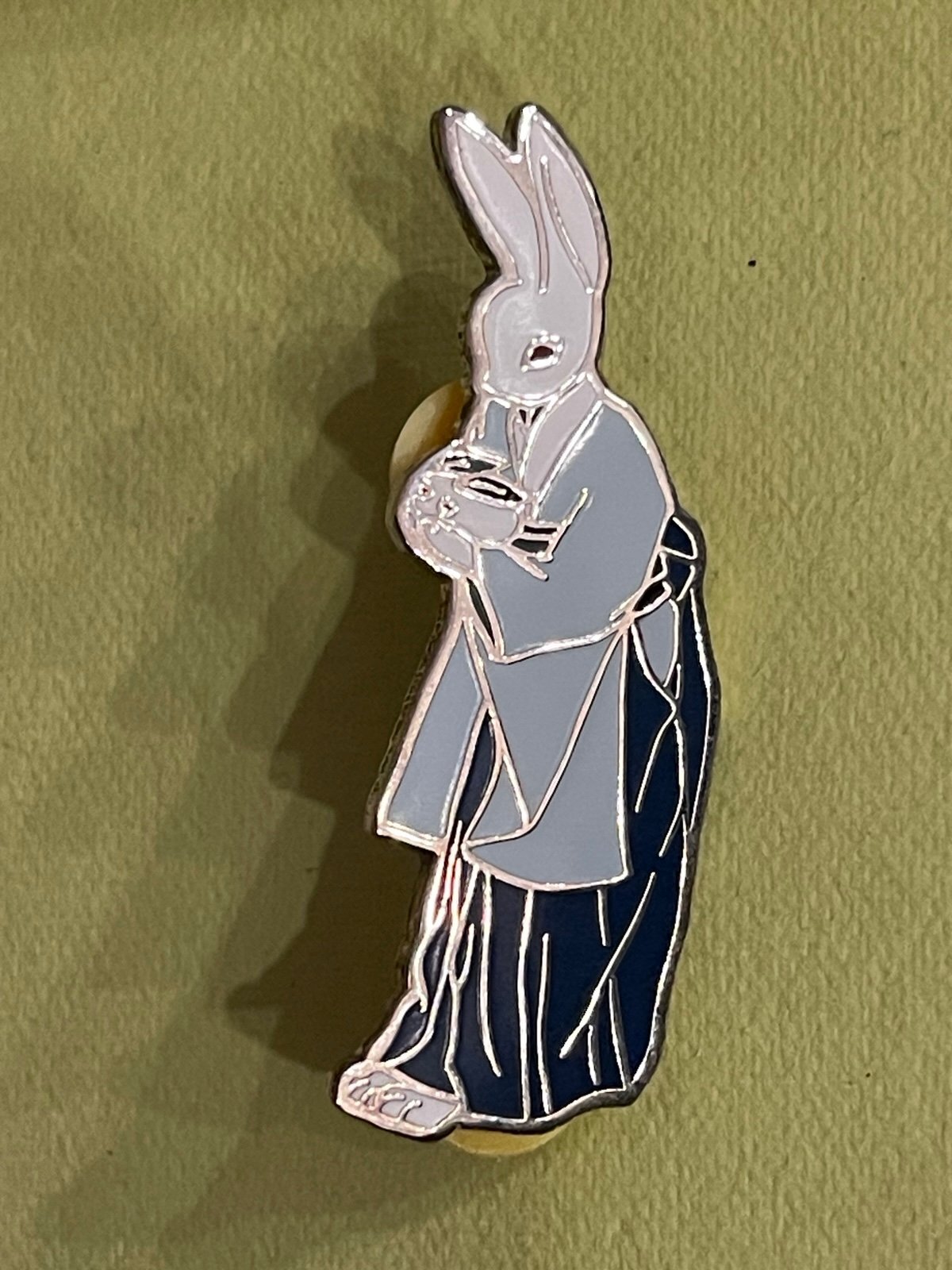 Three Muses Inc. Folklore Tea Enamel Pin Set (5) – Kitsune & Yōkai