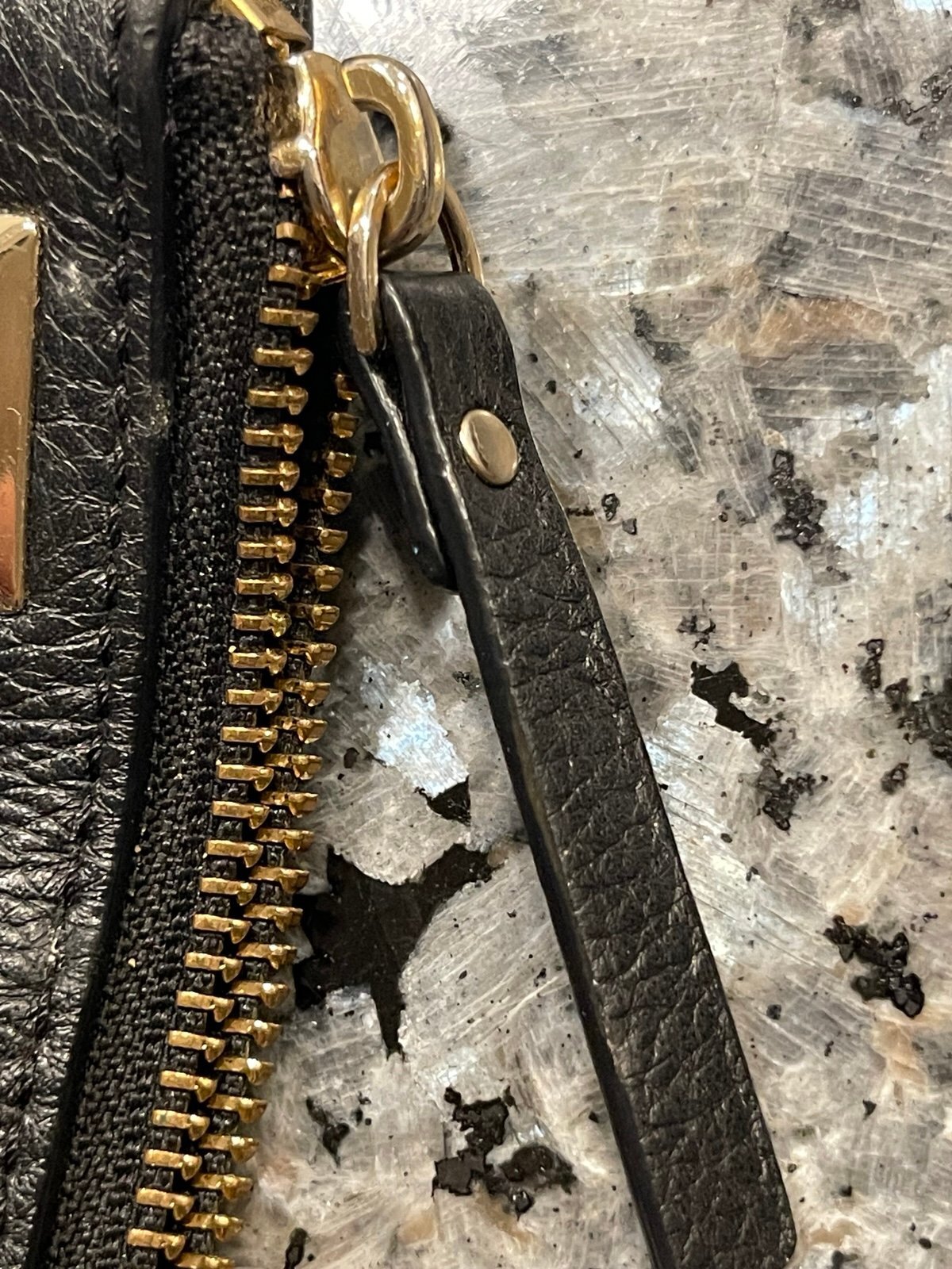 Kate Spade New York Gold Coast Black Pebbled Leather Chain Shoulder Bag
