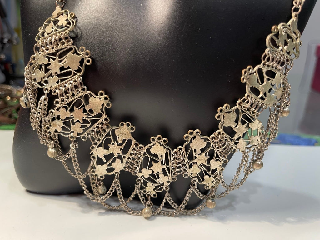 Vintage Silver-Tone Ornate Filigree Necklace w/Floral Motifs