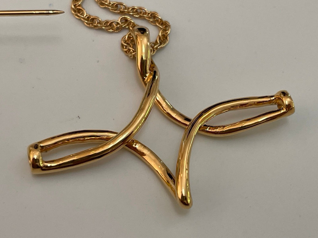 Jacqueline Bouvier Kennedy (JBK) Butterfly Brooch/Pin/Pendant with 21-Inch Chain