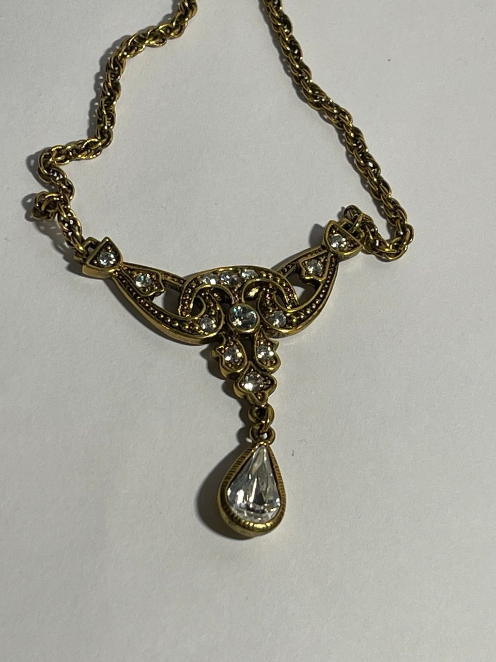 Jacqueline Bouvier Kennedy (JBK) Gold-tone Crystal Pendant Necklace