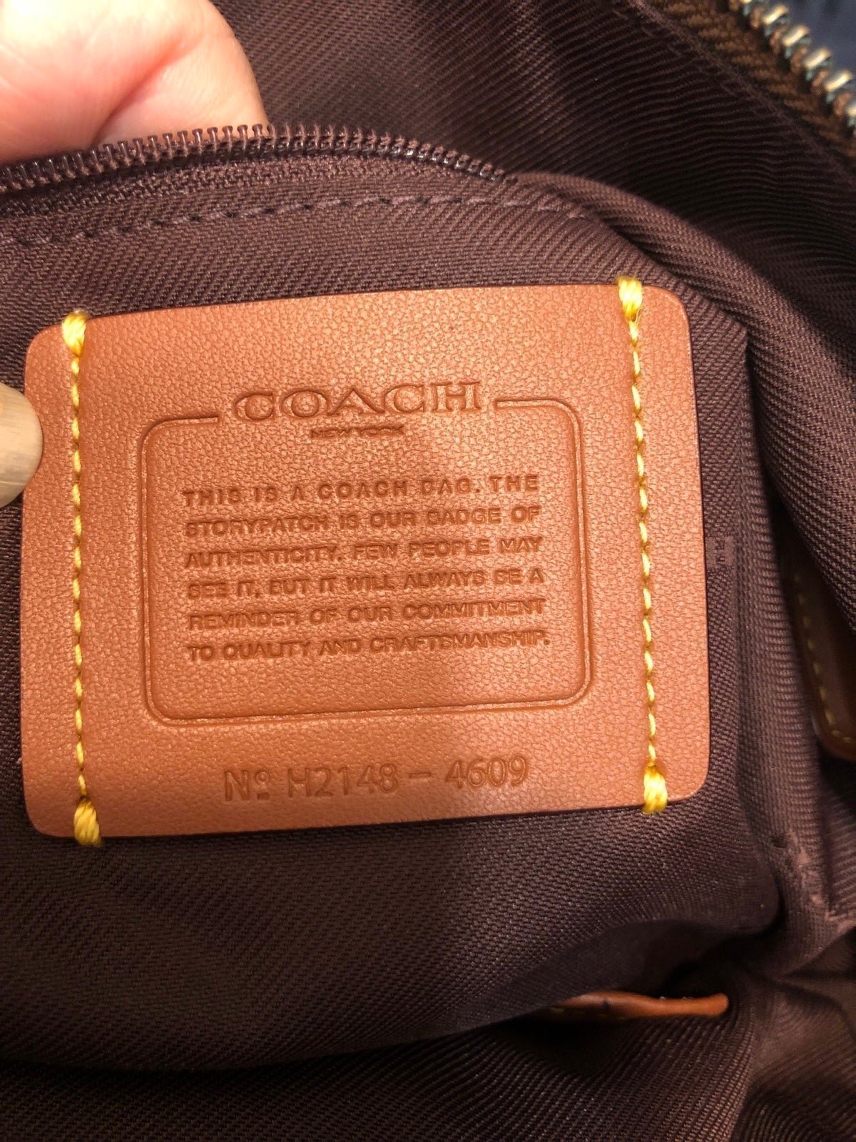 Coach Shay Pebbled Leather and Suede Shoulder Bag- preloved /Purse