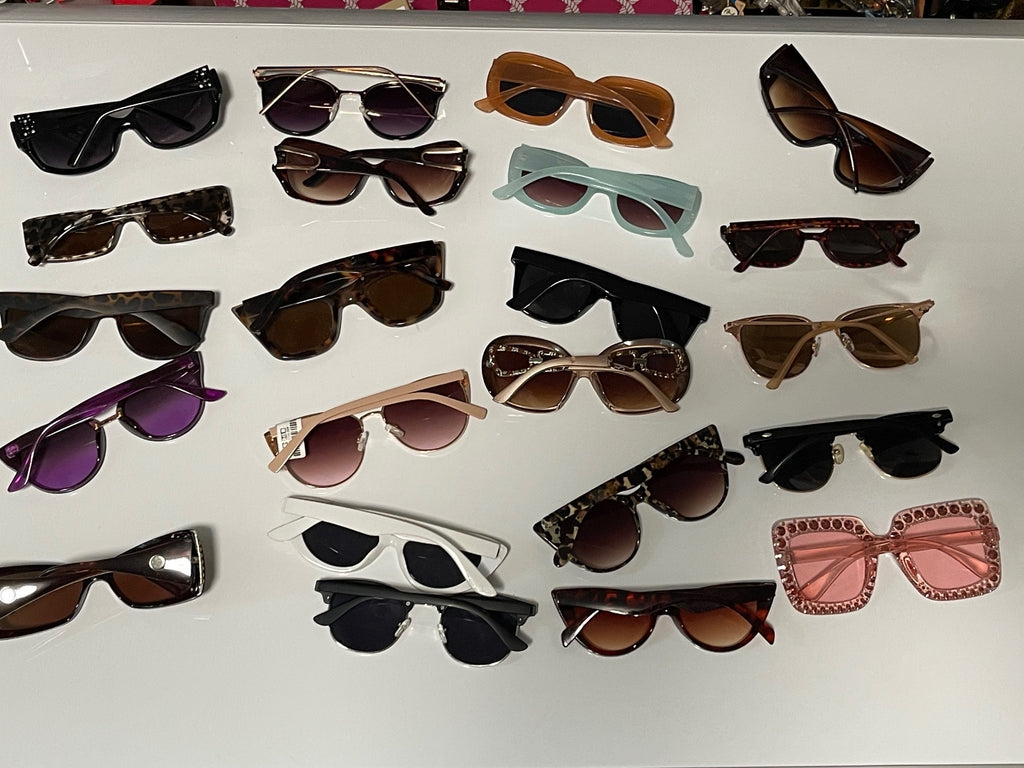 Lot of 22 Mixed Style Women's Sunglasses