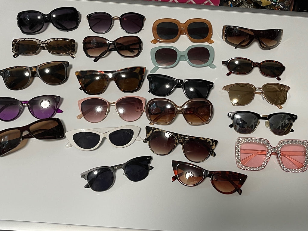 Lot of 22 Mixed Style Women's Sunglasses