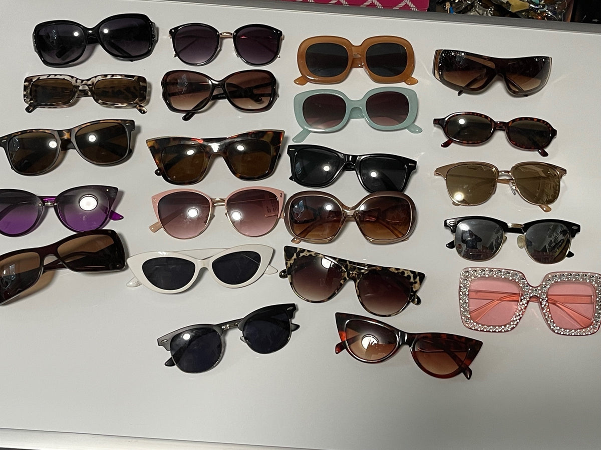 Lot of 22 Mixed Style Women's Sunglasses