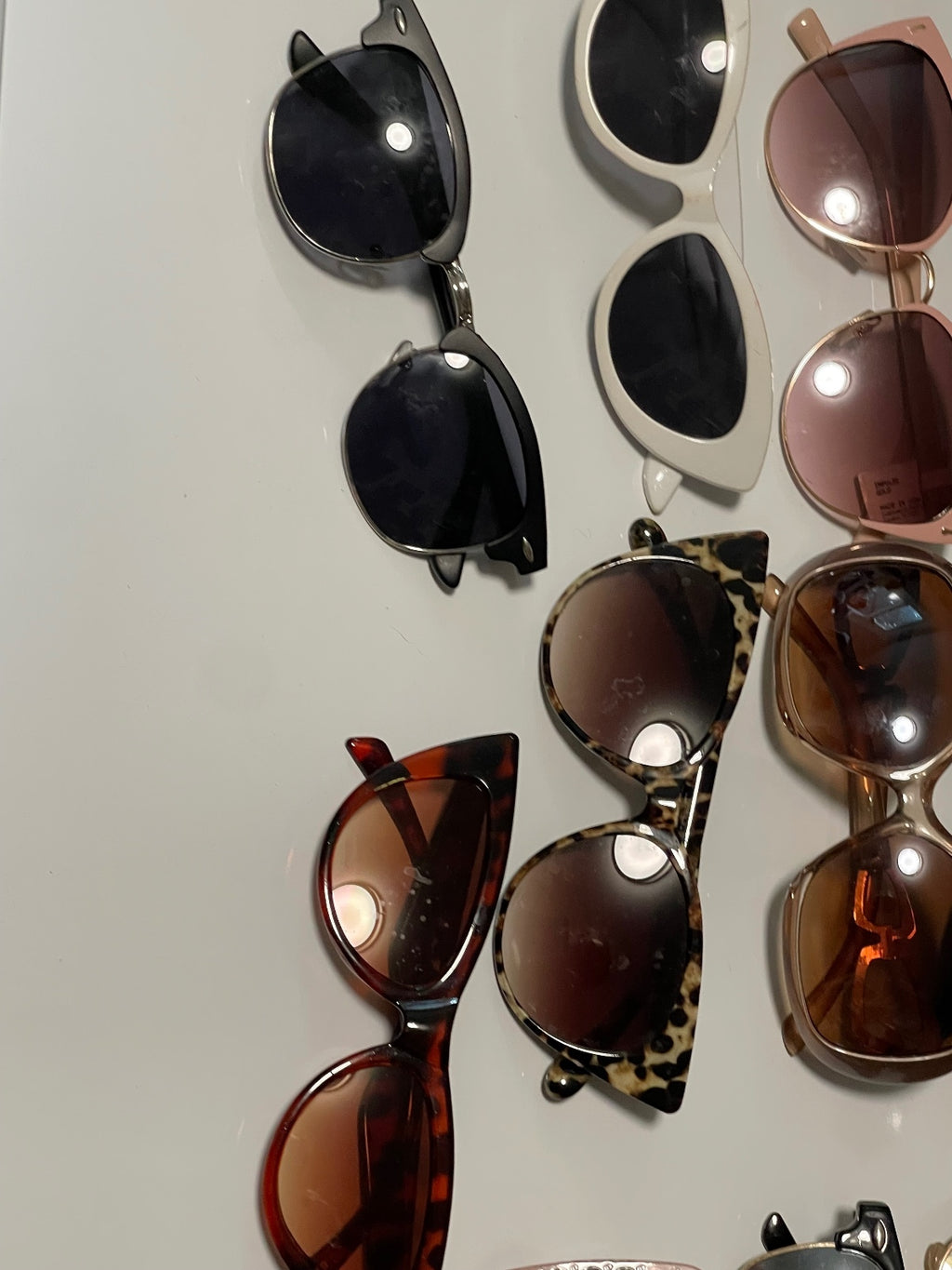 Lot of 22 Mixed Style Women's Sunglasses