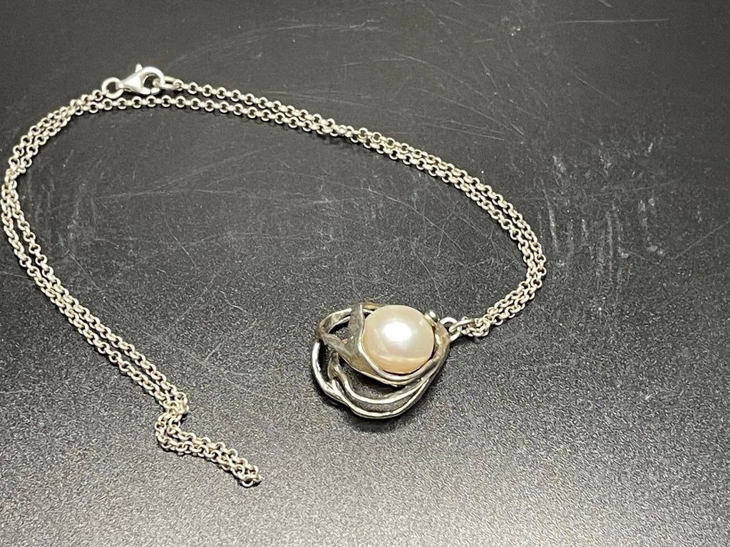 Vintage Israeli Sterling Silver Pearl Pendant Necklace – 925 Israel – Modernist