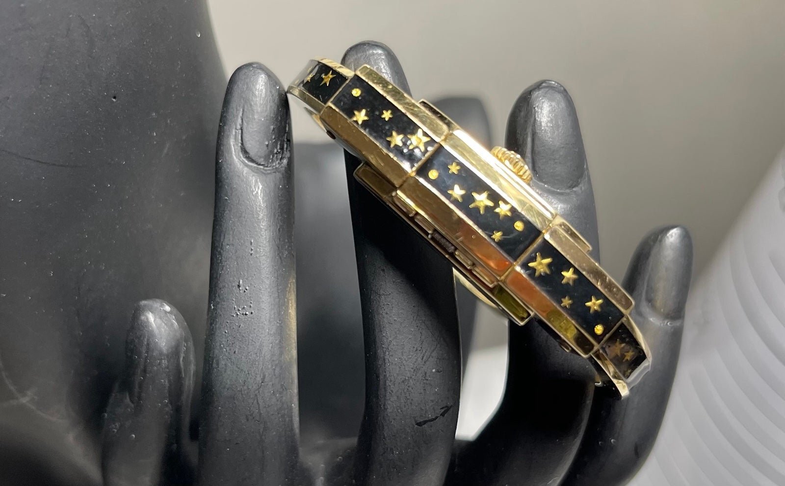 Vintage Bucherer 17 Jewels Gold Plated Mechanical Watch