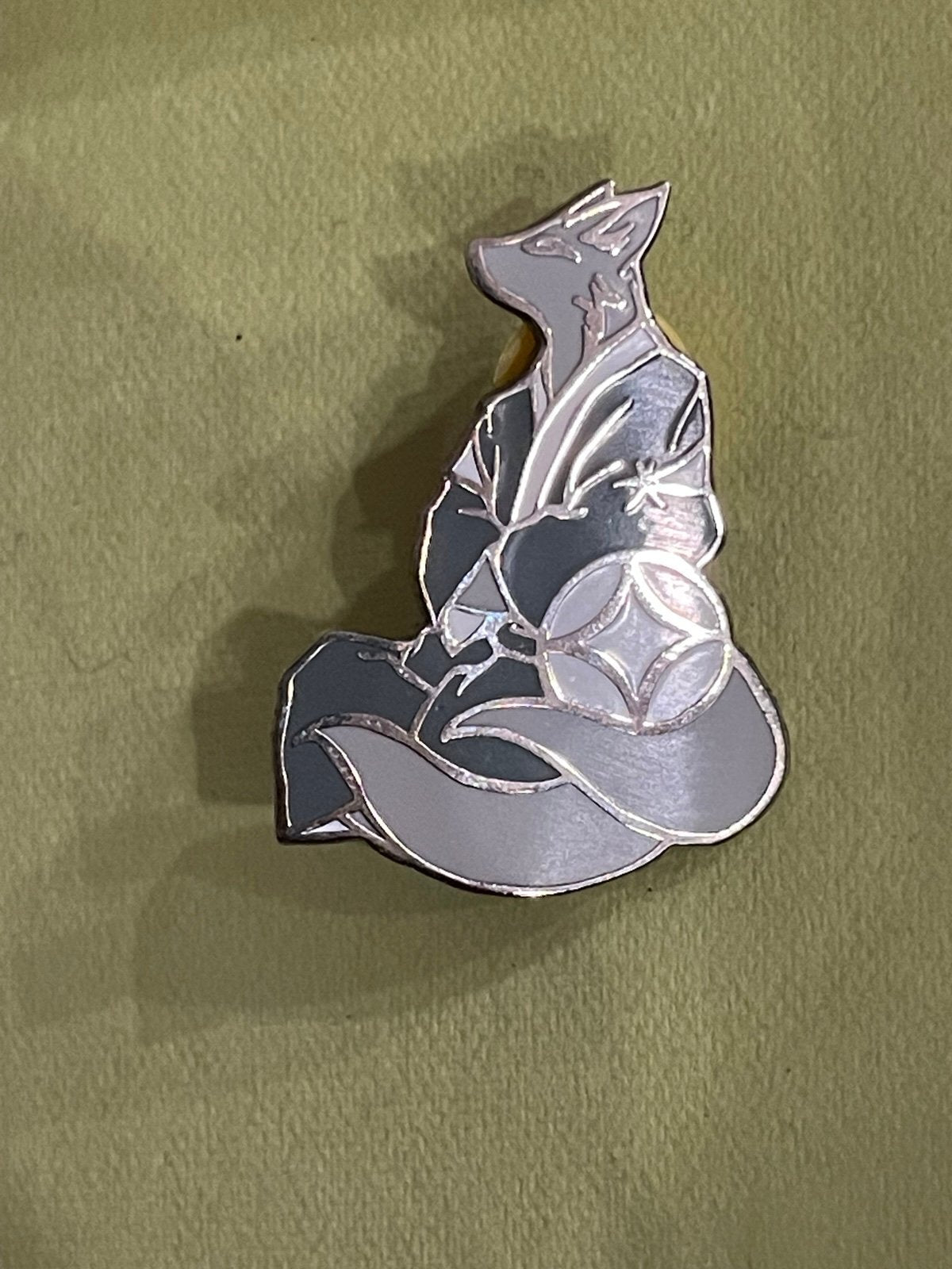 Three Muses Inc. Folklore Tea Enamel Pin Set (5) – Kitsune & Yōkai