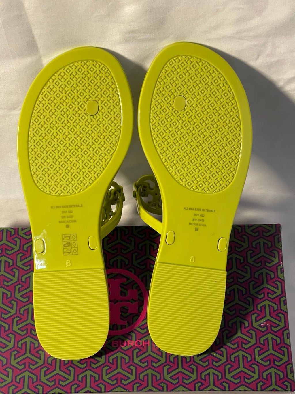 Tory Burch Mini Miller Flat Thong Sandals Leaf Green Size 8 NIB