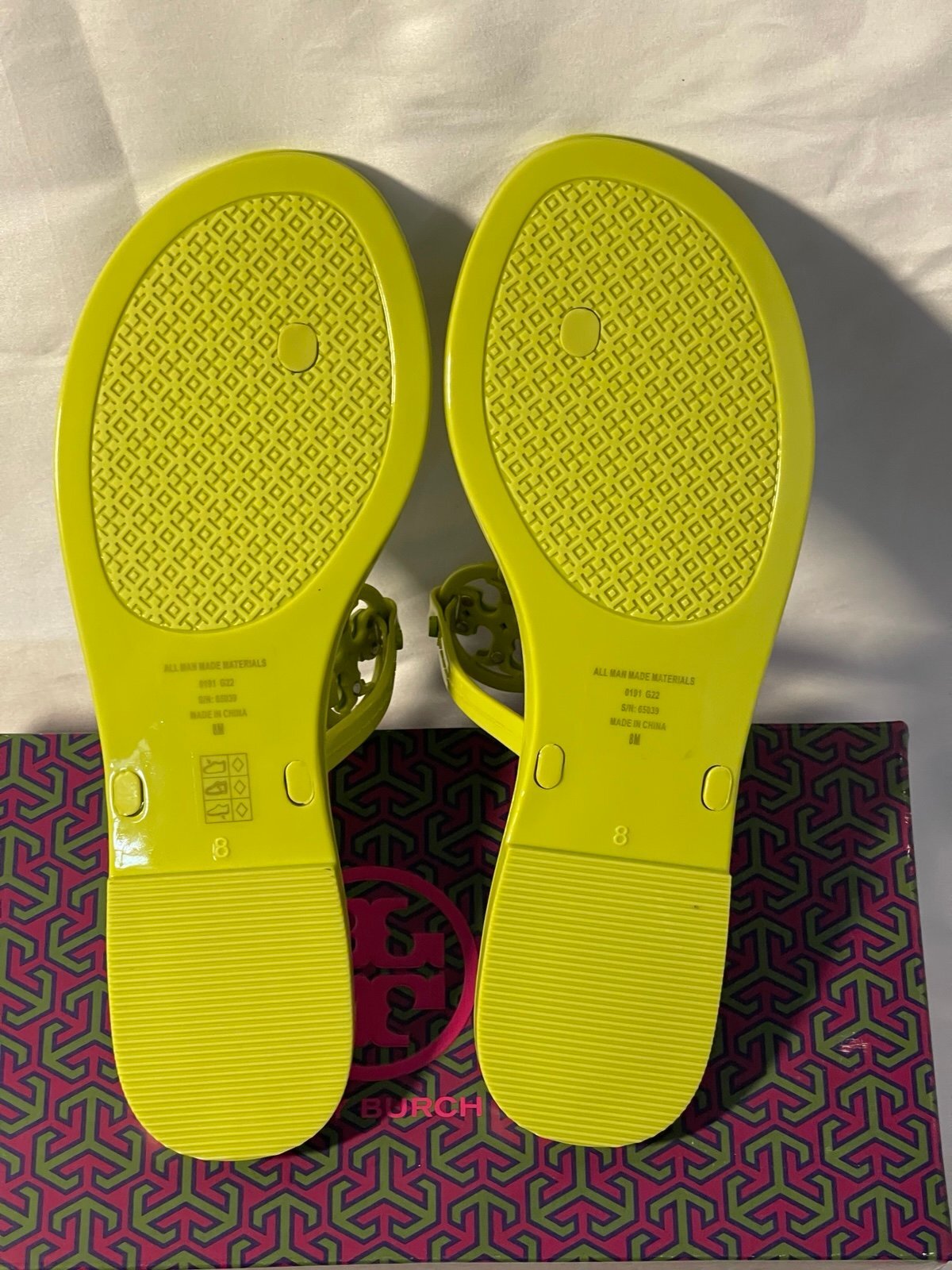 Tory Burch Mini Miller Flat Thong Sandals Leaf Green Size 8 NIB