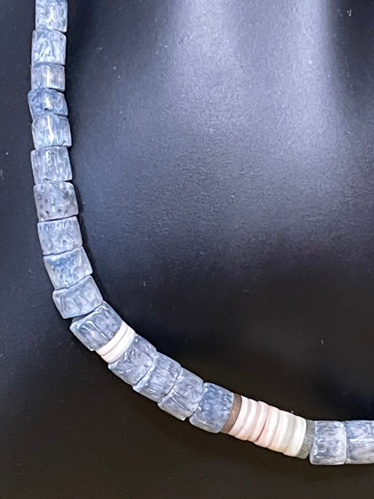 Vintage 17.5in Blue Sponge Coral & Shell Beaded Necklace