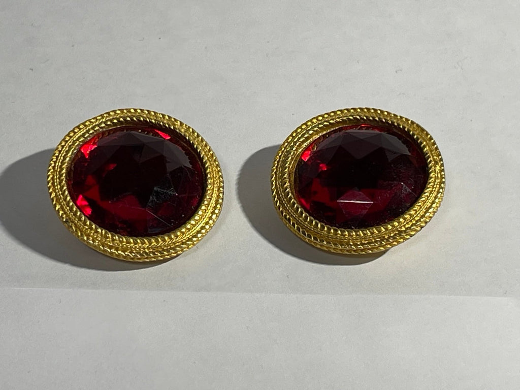 Vintage Ann Taylor Goldtone Red Faceted Crystal Clipon Earrings