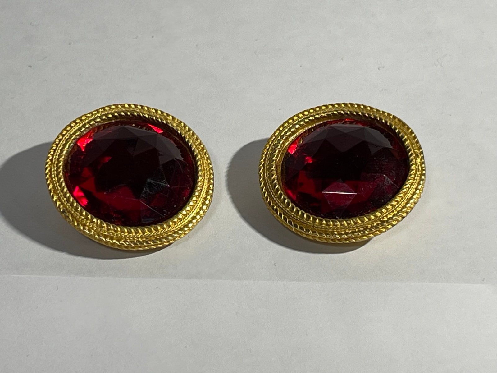Vintage Ann Taylor Goldtone Red Faceted Crystal Clipon Earrings