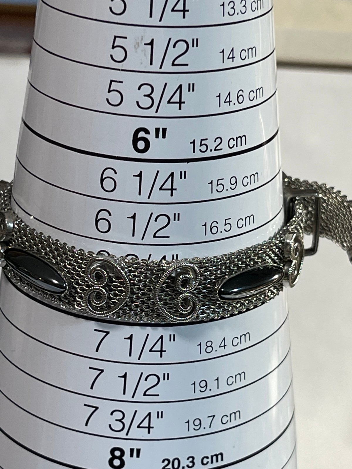 Mesh Silvertone Bracelet w/Hematite Cabochon & Filigree Heart Accent